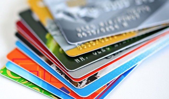Kredi kartlı harcamalar artıyor