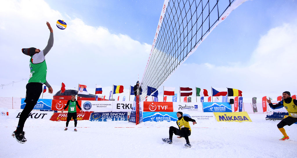 Kar Voleybolu Avrupa Kupası yine Erciyes'de