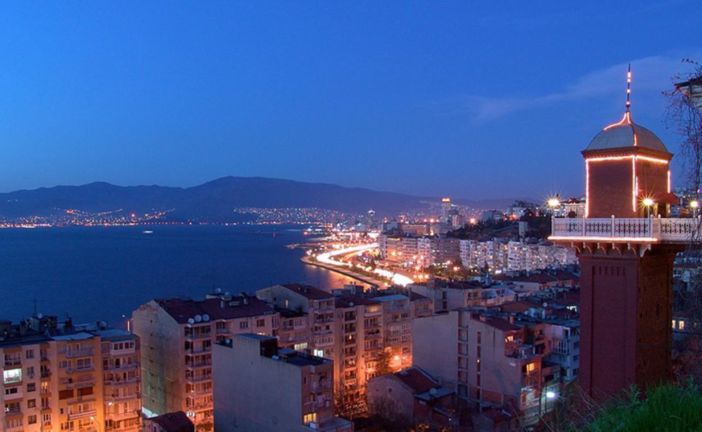 İzmir turizmi Nisan'da sıfır çekti