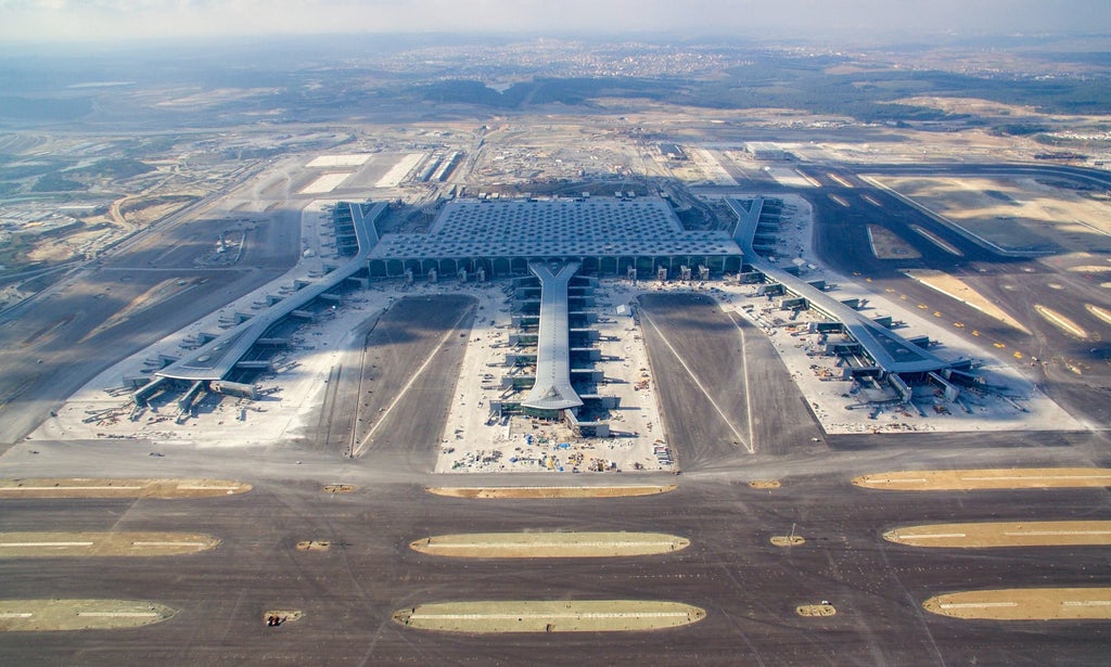 İstanbul Havalimanı OAG Dakiklik Listesinde Yok