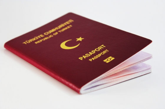 Türkler 110 ülkeye vizesiz giriyor