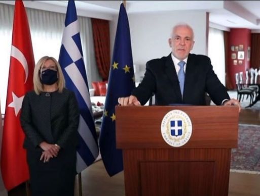 Yunanistan dostluk mesajları verdi