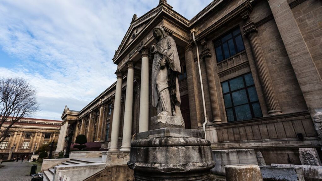 İstanbul Arkeoloji Müzeleri’ndeki eserler havalimanına taşınıyor
