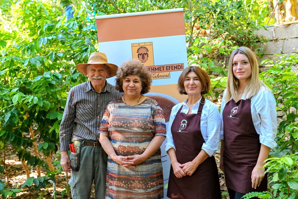 Kurukahveci Mehmet Efendi’den yerel kahve üretimine destek